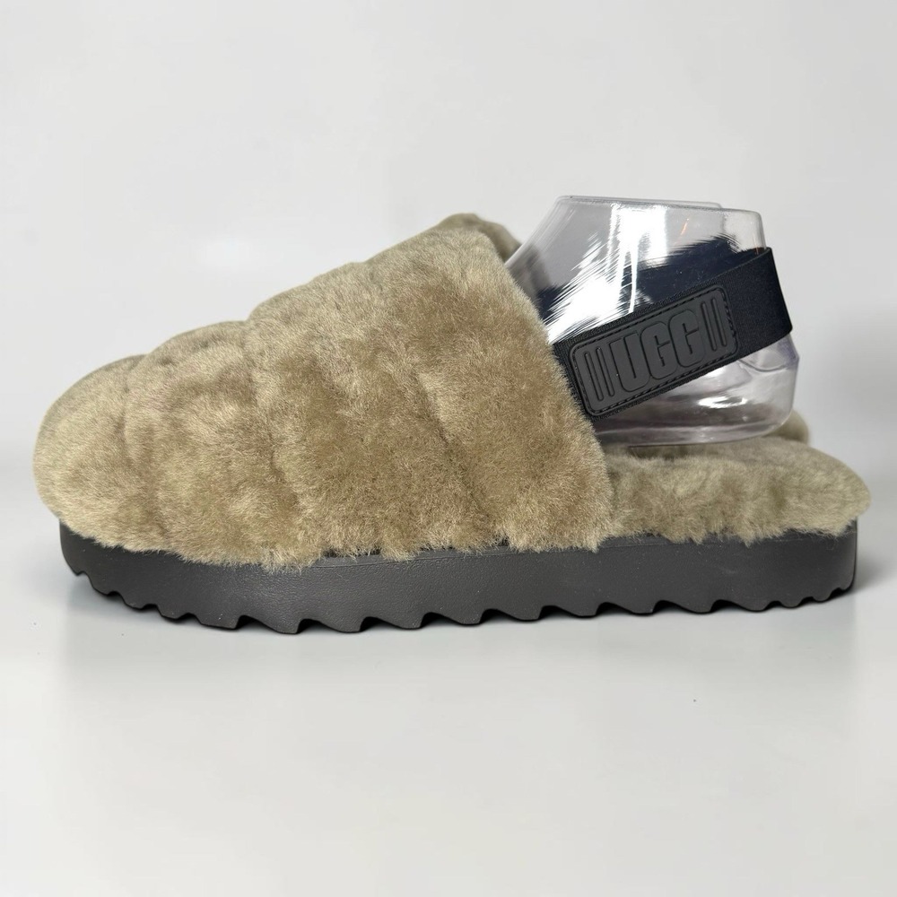 New UGG Super Fluff Slippers Sz 11 Logo Strap Shoes 1121751 Australian Lambs Fur